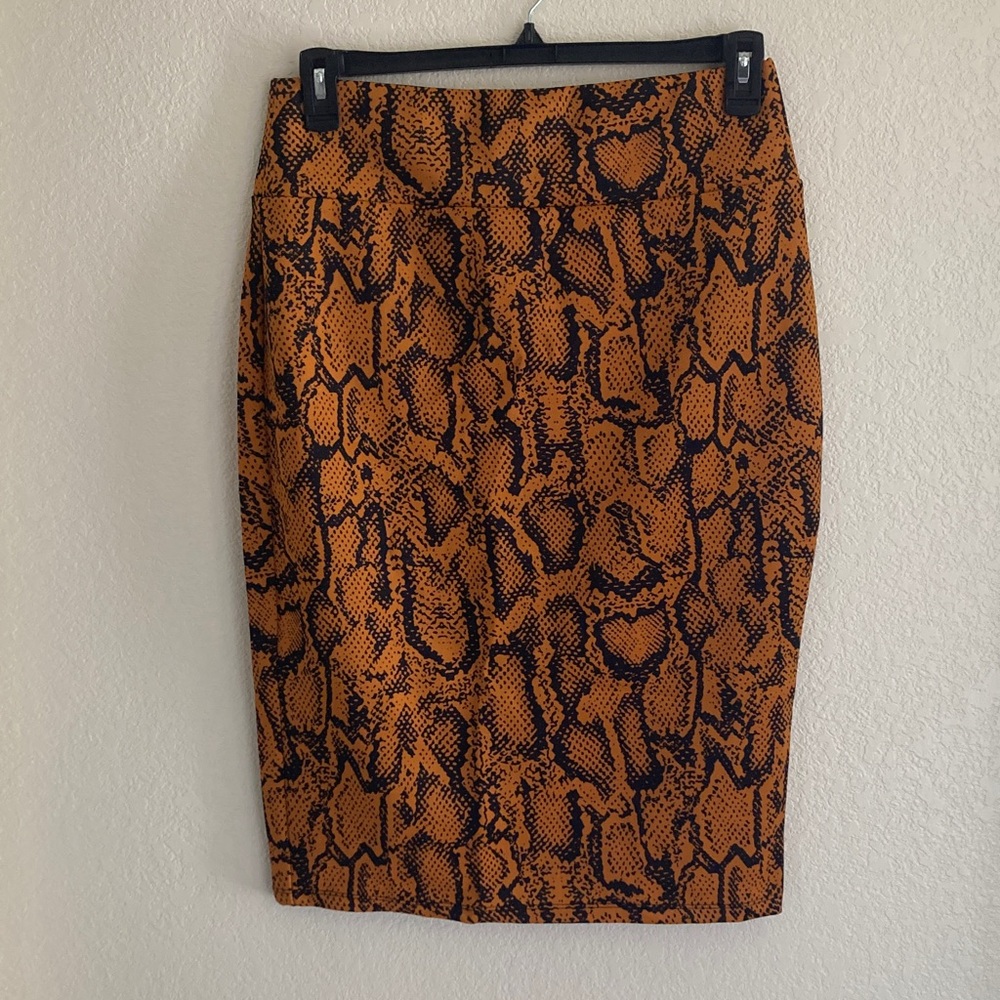 Elegant Orange Snake Print Skirt Size  Large